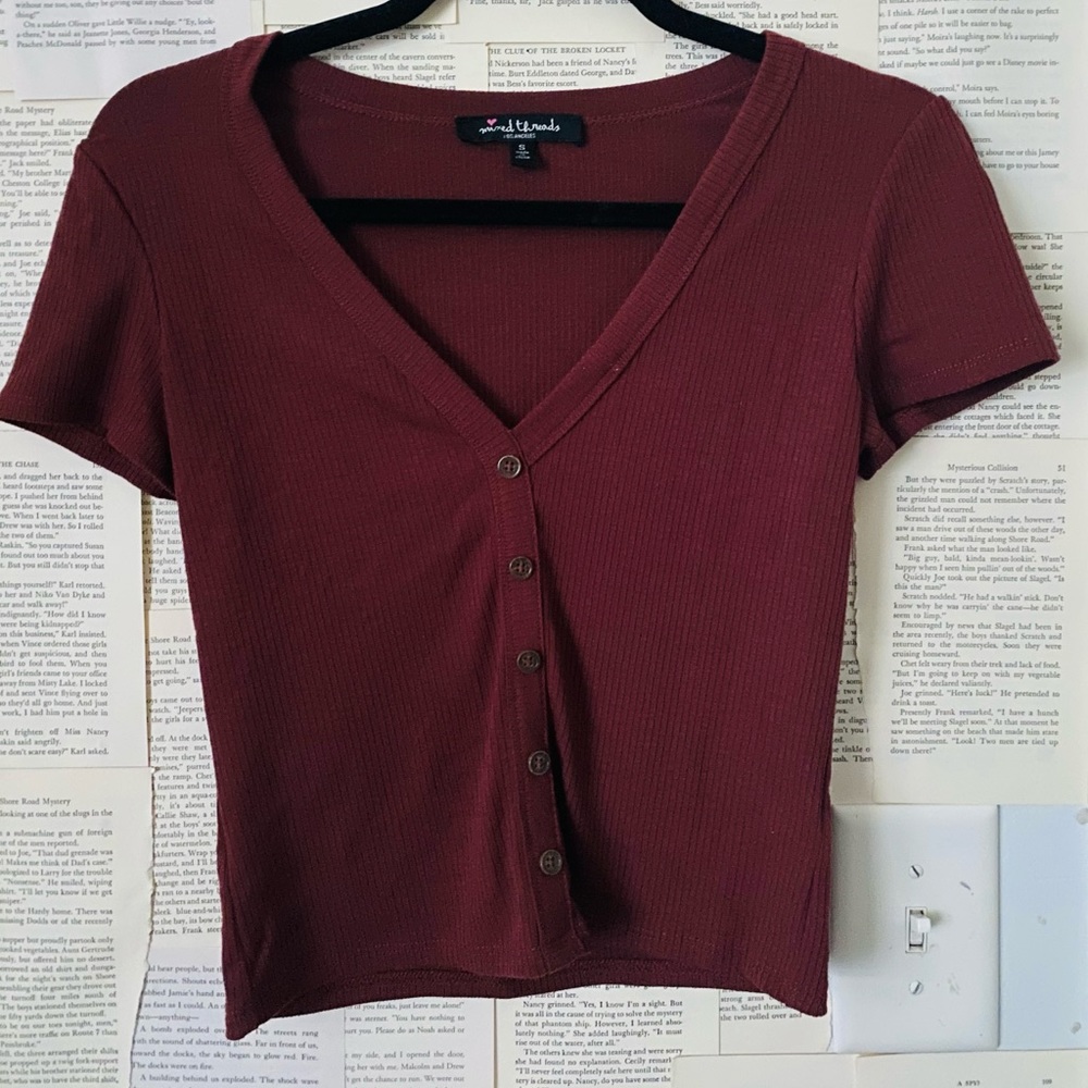 mixed threads crop top